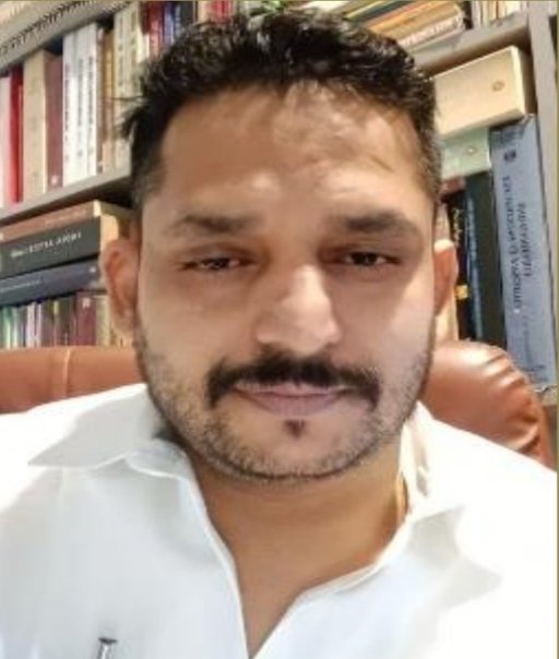 श्री लारेब अकरम